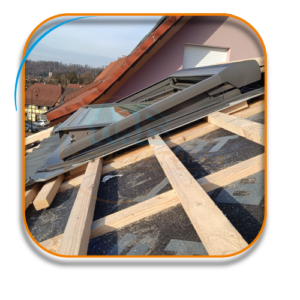 Fenêtre avec charpente apparente en Alsace